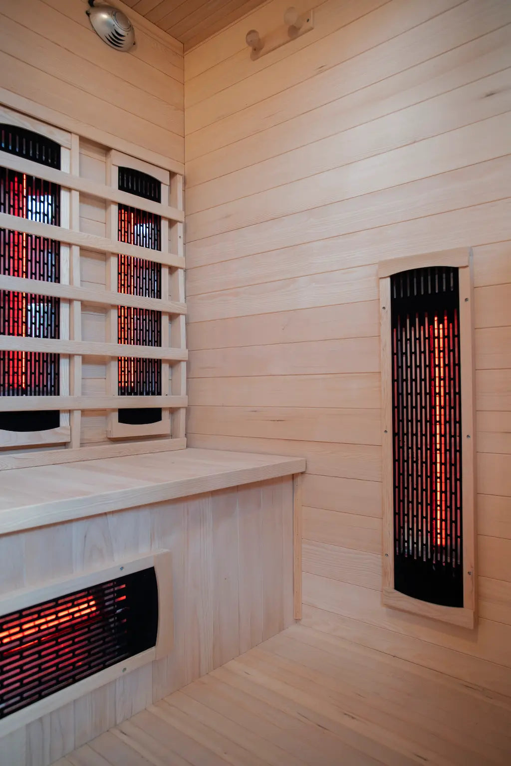 SunRay HL400D 4-Person Cayenne Outdoor Infrared Sauna